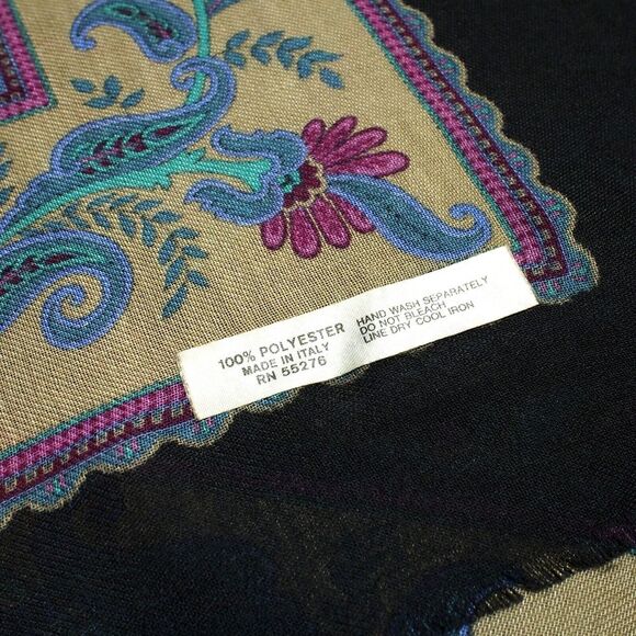 Vintage Italian Renaissance Paisley Scarf 46x46 - Picture 9 of 9